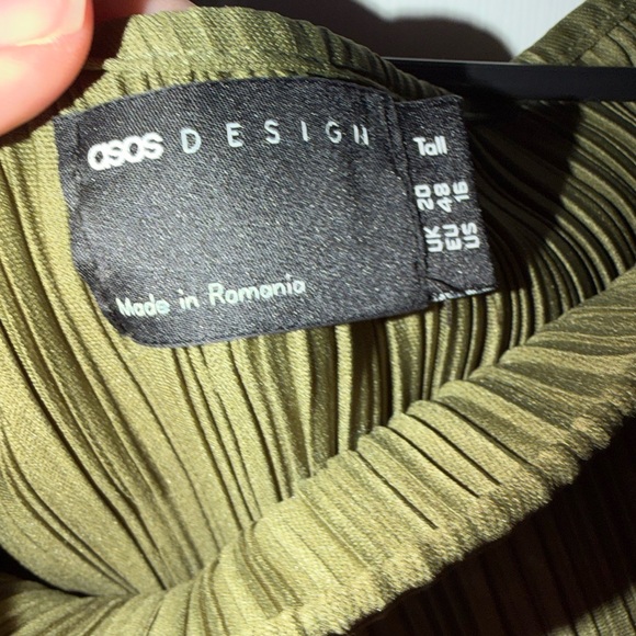 ASOS Olive One Shoulder Pleated Dress - Picture 4 of 5